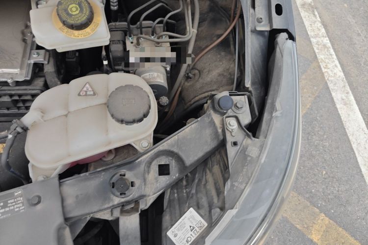 Used Mercedes-Benz V-Class 2024 V 300 L Long Wheelbase Prestige Edition Engine Bay Left