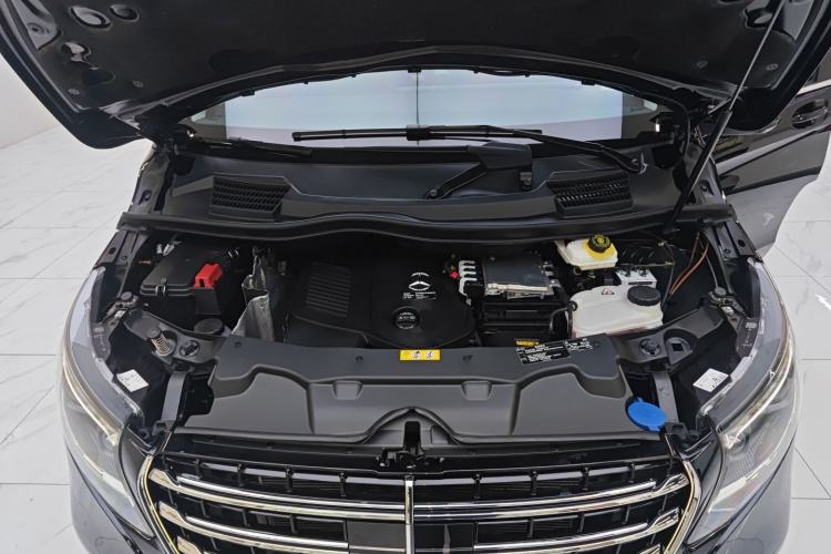 Used Mercedes-Benz V-Class 2024 V 300 L Long Wheelbase Prestige Edition Engine Bay