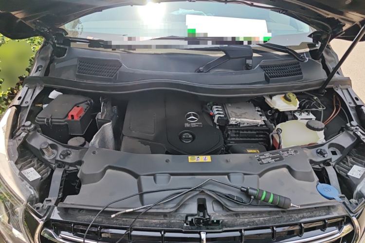 Used Mercedes-Benz V-Class 2024 V 300 L Long Wheelbase Luxury Edition Engine Bay