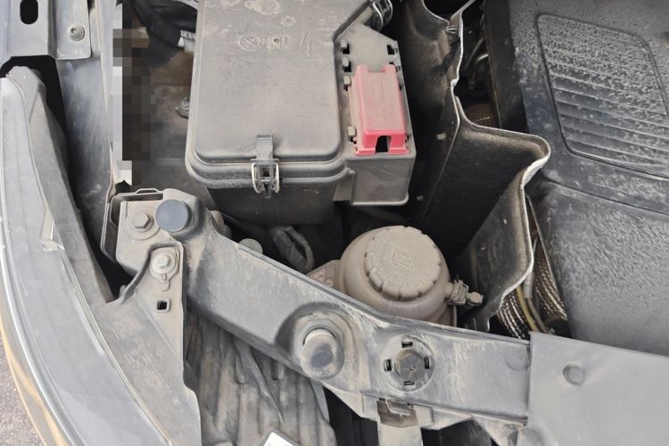 Used Mercedes-Benz V-Class 2024 V 300 L Long Wheelbase Prestige Edition Engine Bay Right