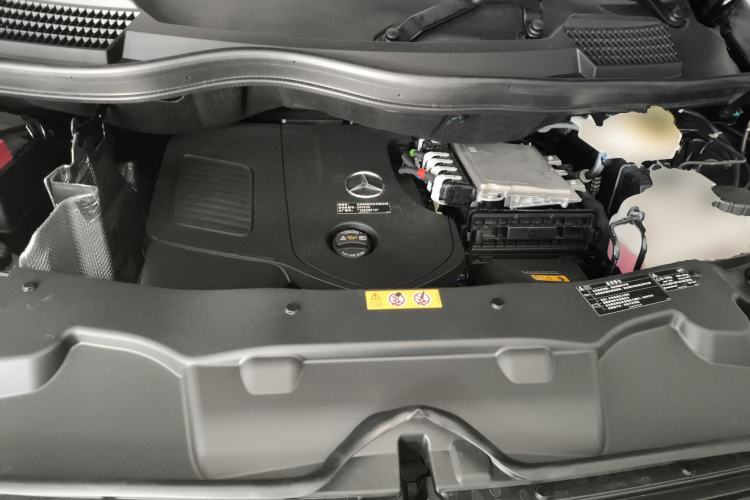 Used Mercedes-Benz V-Class 2024 V 300 Pilot Edition Engine Bay