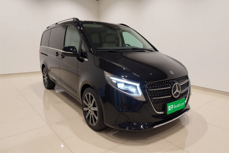 Used Mercedes-Benz V-Class 2024 V 300 L Long Wheelbase Prestige Edition Exterior 2