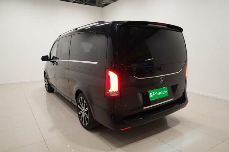 Used Mercedes-Benz V-Class 2024 V 300 L Long Wheelbase Prestige Edition Exterior 3