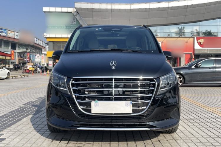 Used Mercedes-Benz V-Class 2024 V 300 L Long Wheelbase Prestige Edition Exterior 3