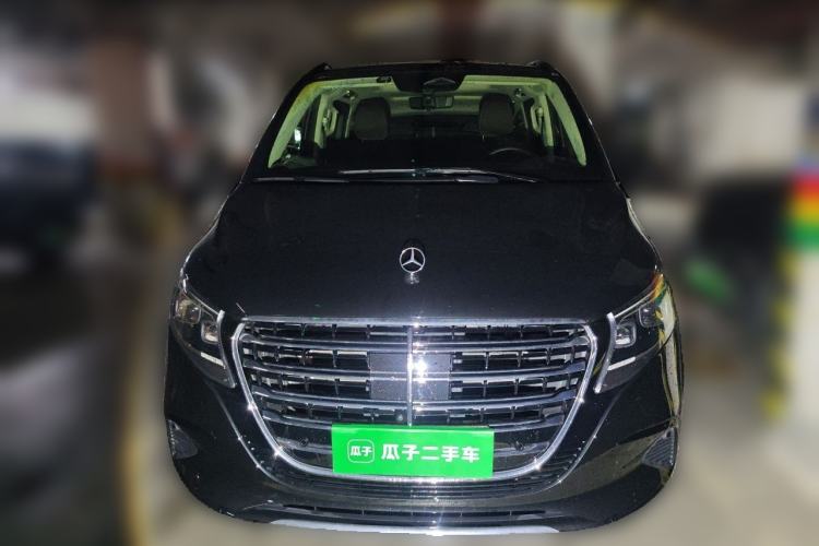 Used Mercedes-Benz V-Class 2024 V 300 L Long Wheelbase Luxury Edition Front