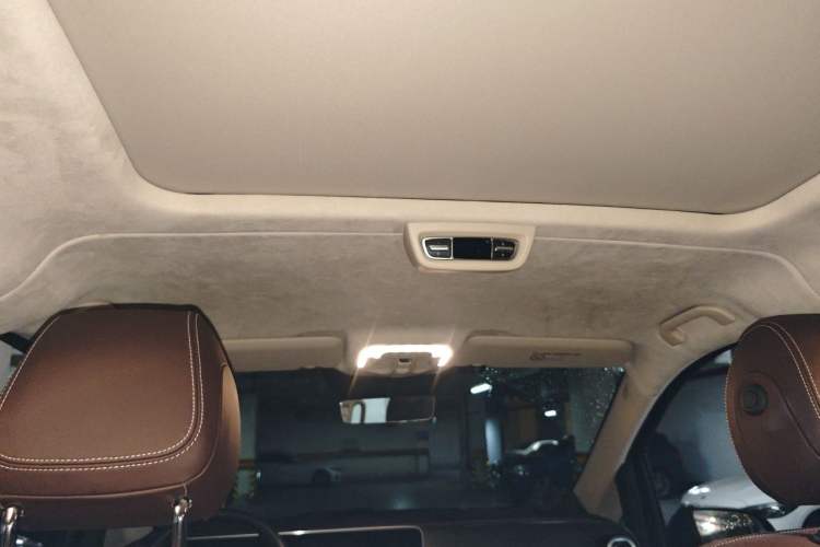 Used Mercedes-Benz V-Class 2024 V 300 L Long Wheelbase Luxury Edition Headliner