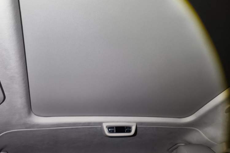 Used Mercedes-Benz V-Class 2024 V 300 L Long Wheelbase Prestige Edition Headliner
