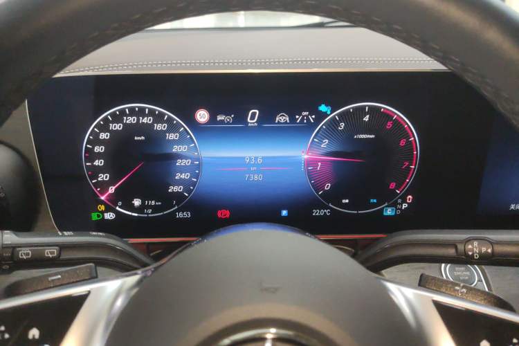 Used Mercedes-Benz V-Class 2024 V 300 Prestige Edition Instrument Cluster