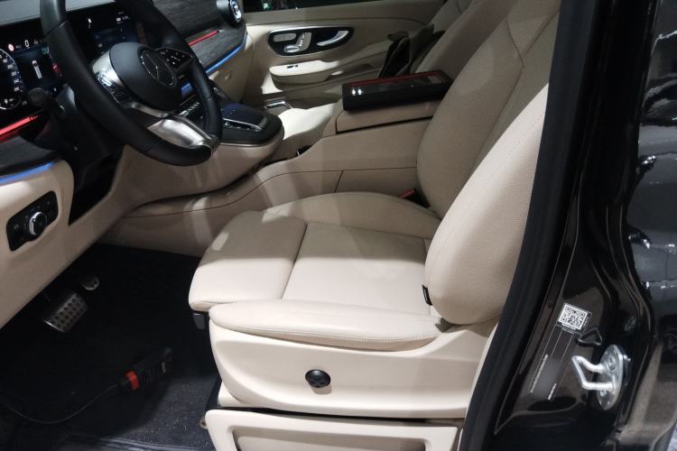 Used Mercedes-Benz V-Class 2024 V 300 L Long Wheelbase Prestige Edition Left Front Seat