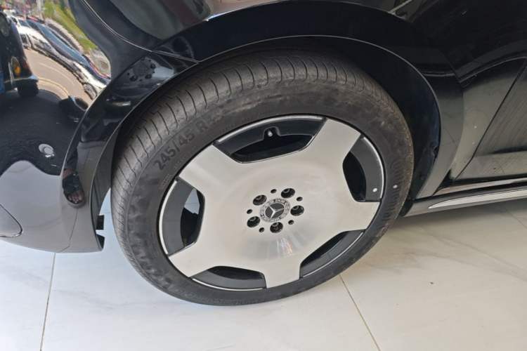 Used Mercedes-Benz V-Class 2024 V 300 L Long Wheelbase Luxury Edition Left Front Wheel Hub