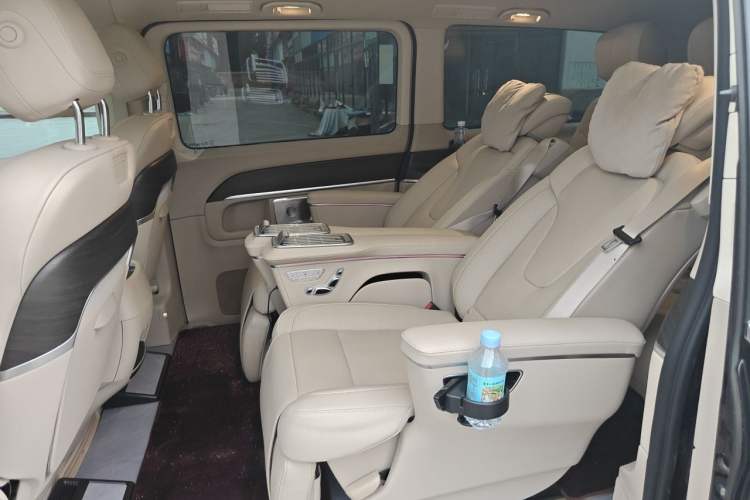 Used Mercedes-Benz V-Class 2024 V 300 L Long Wheelbase Prestige Edition Left Rear Seat