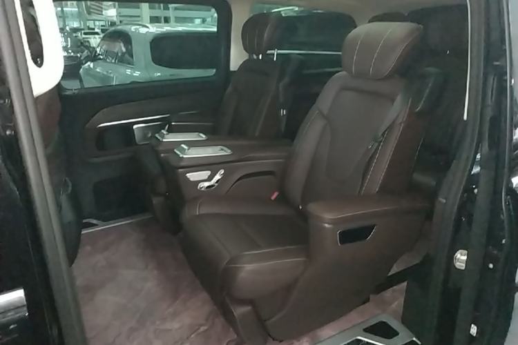 Used Mercedes-Benz V-Class 2024 V 300 Prestige Edition Left Rear Seat