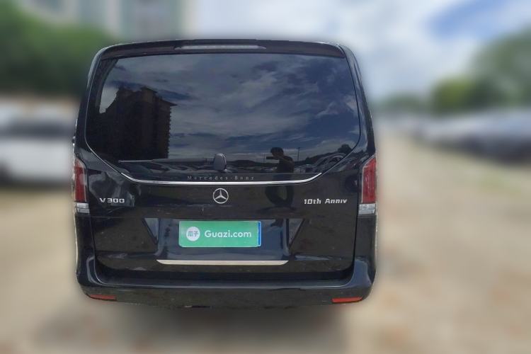 Used Mercedes-Benz V-Class 2024 V 300 Pilot Edition Rear
