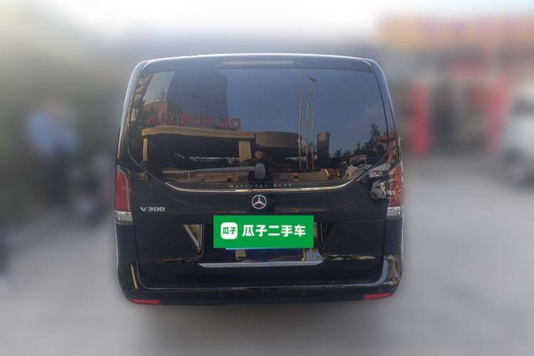 Used Mercedes-Benz V-Class 2024 V 300 Pilot Edition Rear