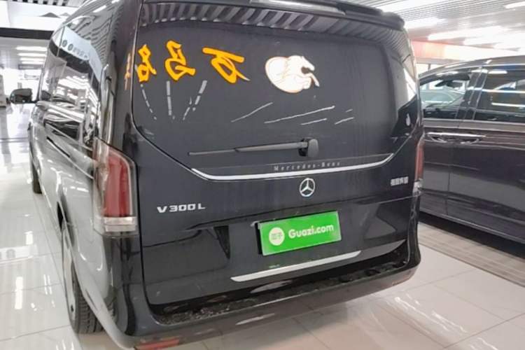 Used Mercedes-Benz V-Class 2024 V 300 L Long Wheelbase Luxury Edition Rear