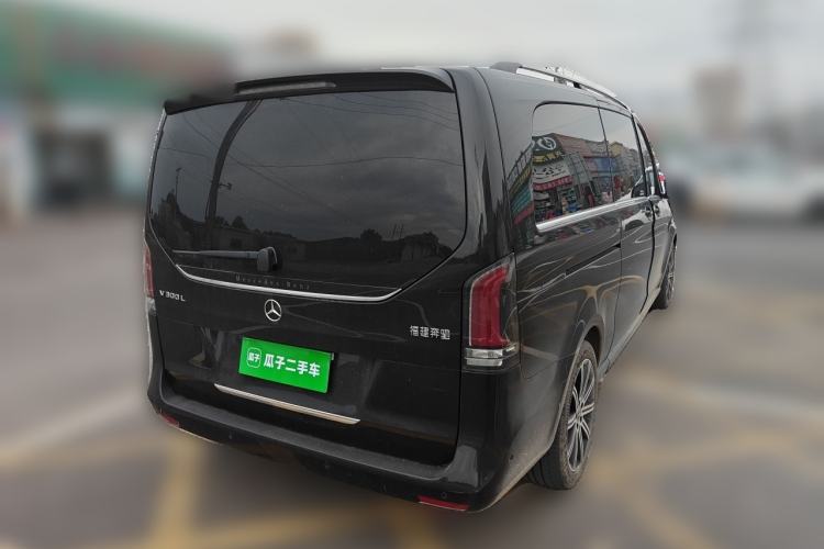 Used Mercedes-Benz V-Class 2024 V 300 L Long Wheelbase Prestige Edition Rear Right 45 Deg