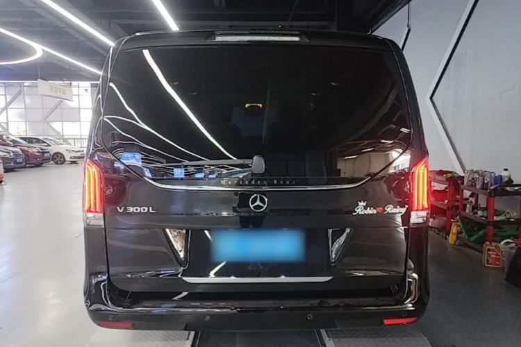 Used Mercedes-Benz V-Class 2024 V 300 L Long Wheelbase Luxury Edition Rear