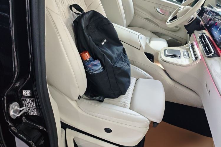 Used Mercedes-Benz V-Class 2024 V 300 L Long Wheelbase Prestige Edition Right Front Seat