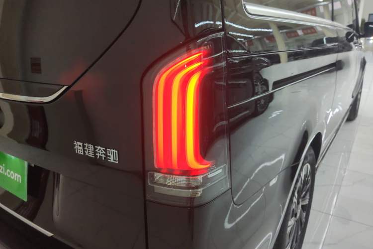 Used Mercedes-Benz V-Class 2024 V 300 Prestige Edition Right Rear Taillight
