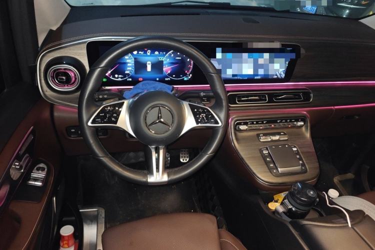 Used Mercedes-Benz V-Class 2024 V 300 L Long Wheelbase Prestige Edition Steering Wheel