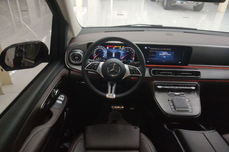 Used Mercedes-Benz V-Class 2024 V 300 Prestige Edition Steering Wheel