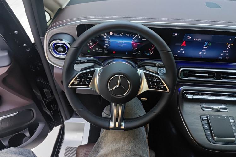 Used Mercedes-Benz V-Class 2024 V 300 L Long Wheelbase Prestige Edition Steering Wheel