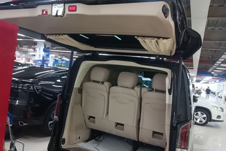 Used Mercedes-Benz V-Class 2024 V 300 Prestige Edition Trunk