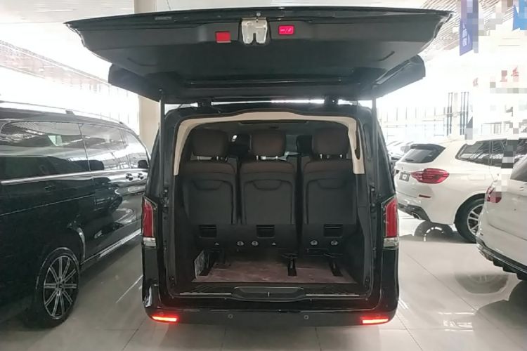 Used Mercedes-Benz V-Class 2024 V 300 Prestige Edition Trunk