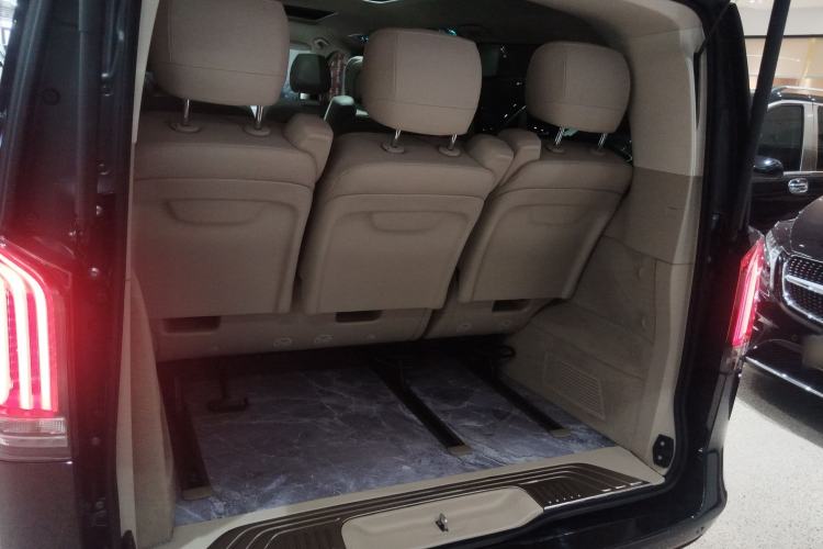 Used Mercedes-Benz V-Class 2024 V 300 L Long Wheelbase Prestige Edition Trunk