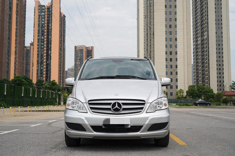 Used Mercedes-Benz Viano 2012 2.5L Prestige Edition Exterior 5
