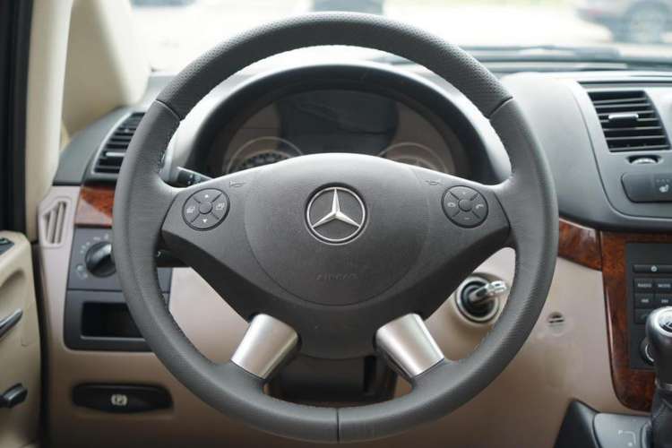 Used Mercedes-Benz Viano 2012 2.5L Prestige Edition Interior 2