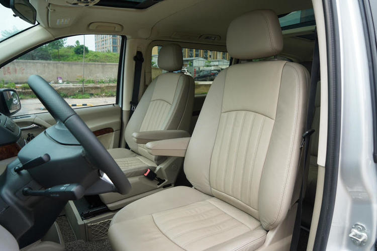 Used Mercedes-Benz Viano 2012 2.5L Prestige Edition Interior 4