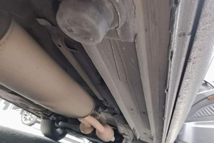 Used Mercedes-Benz Viano 2006 Viano 3.2L Chassis Rear Right