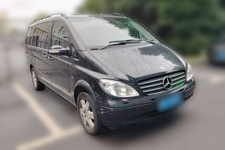 Used Mercedes-Benz Viano 2006 Viano 3.2L Front Right 45 Deg