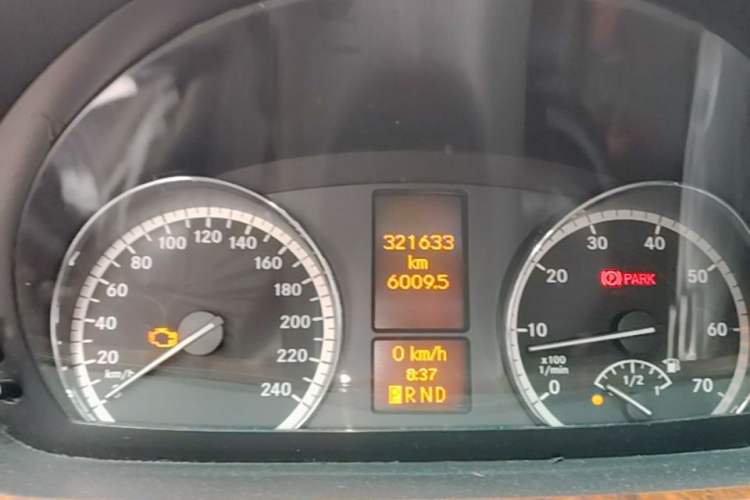 Used Mercedes-Benz Viano 2006 Viano 3.2L Instrument Cluster