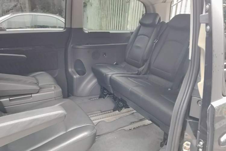 Used Mercedes-Benz Viano 2006 Viano 3.2L Left Rear Seat