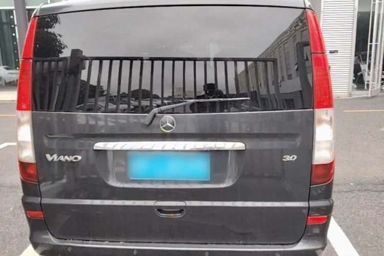 Used Mercedes-Benz Viano 2006 Viano 3.2L Rear