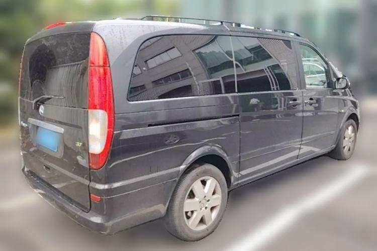 Used Mercedes-Benz Viano 2006 Viano 3.2L Rear Right 45 Deg