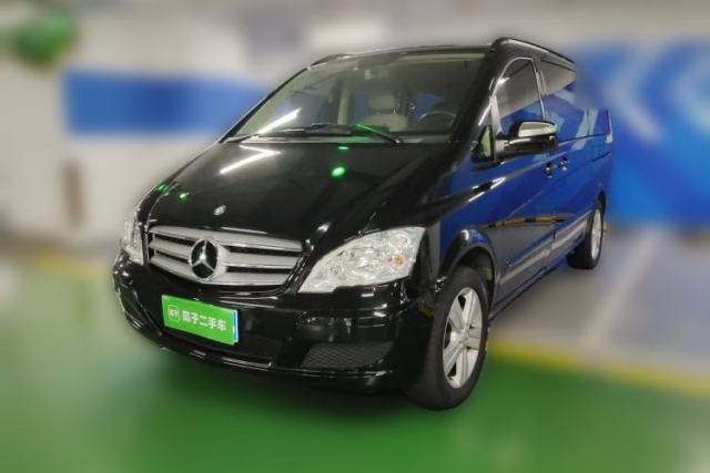 Used Mercedes-Benz Viano 2010 2.5L Luxury Edition