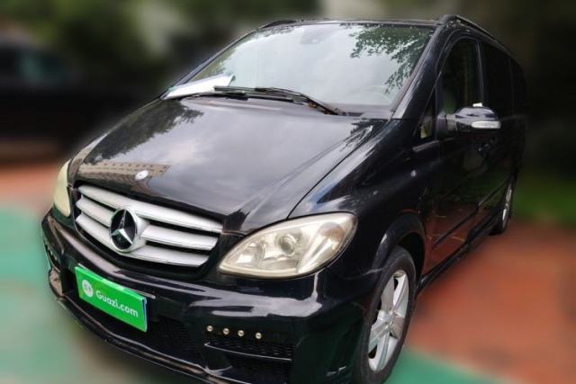 Ojetý Mercedes-Benz Viano 2010 2.5L Luxury Edition