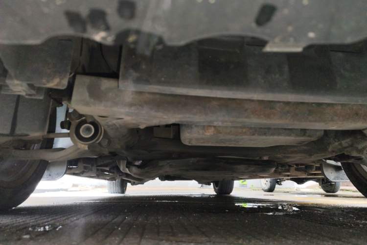Used Mercedes-Benz Viano 2010 2.5L Prestige Edition Chassis Front