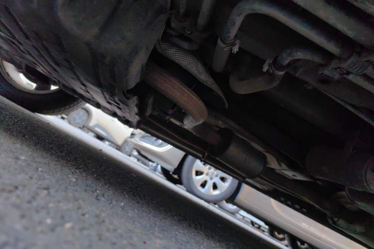 Used Mercedes-Benz Viano 2010 2.5L Prestige Edition Chassis Front Left