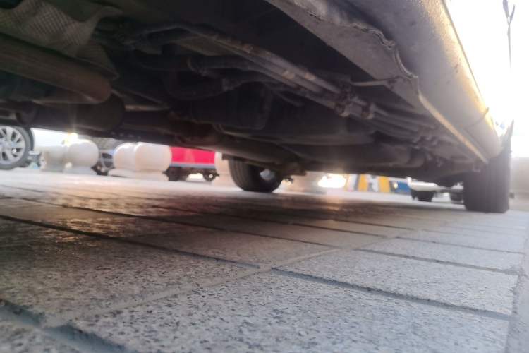 Used Mercedes-Benz Viano 2010 2.5L Luxury Edition Chassis Front Left