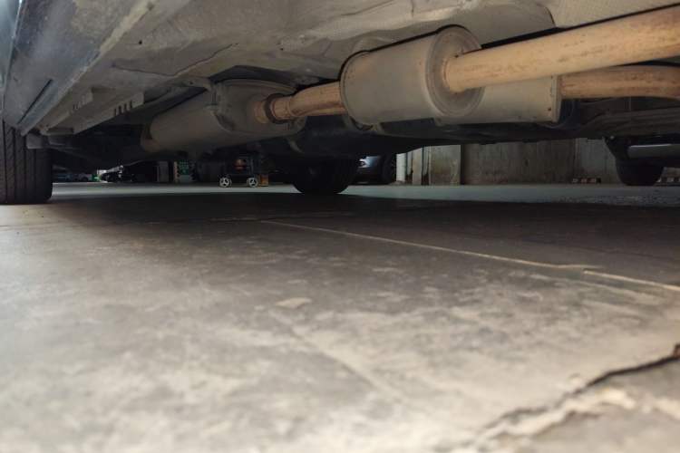 Used Mercedes-Benz Viano 2010 2.5L Luxury Edition Chassis Front Right