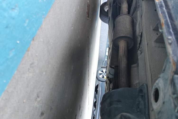 Used Mercedes-Benz Viano 2010 2.5L Prestige Edition Chassis Front Right