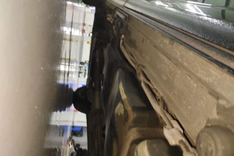 Used Mercedes-Benz Viano 2010 2.5L Luxury Edition Chassis Rear Left
