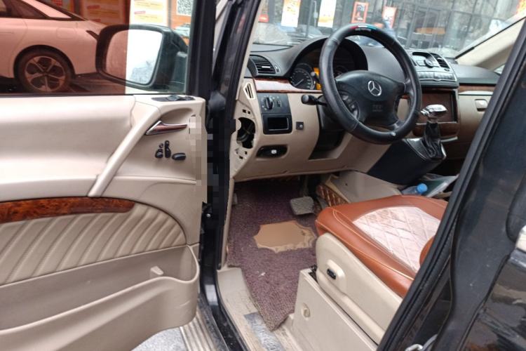Used Mercedes-Benz Viano 2010 2.5L Luxury Edition Driver Seat
