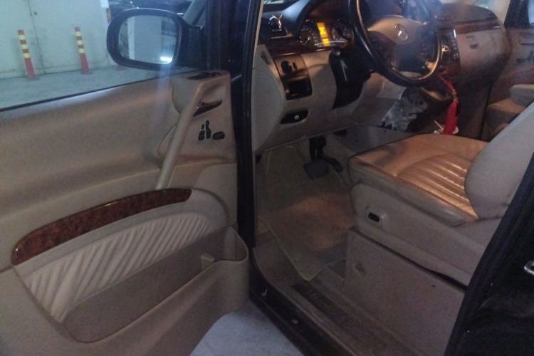 Used Mercedes-Benz Viano 2010 2.5L Prestige Edition Driver Seat