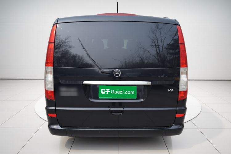Used Mercedes-Benz Viano 2010 2.5L Prestige Edition Exterior 4