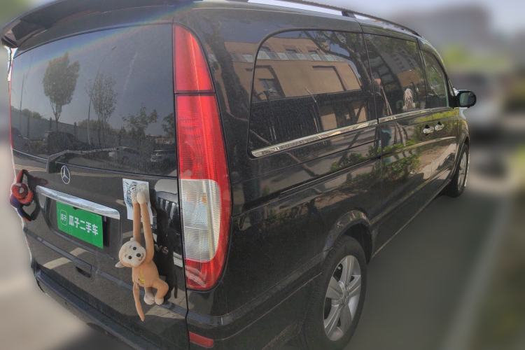Used Mercedes-Benz Viano 2010 2.5L Luxury Edition Exterior 5